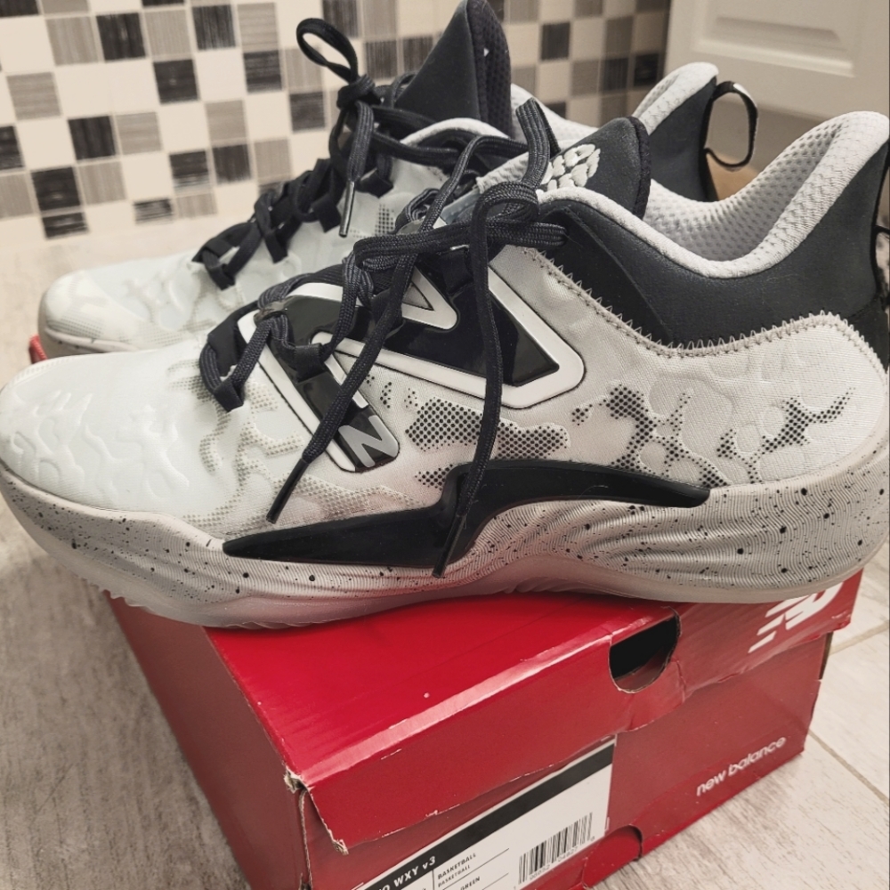 New Balance men's athletic shoes